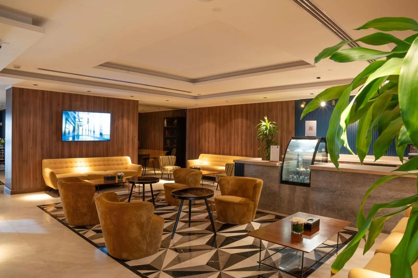 Seafront Luxury Suites Jeddah Corniche Hotel