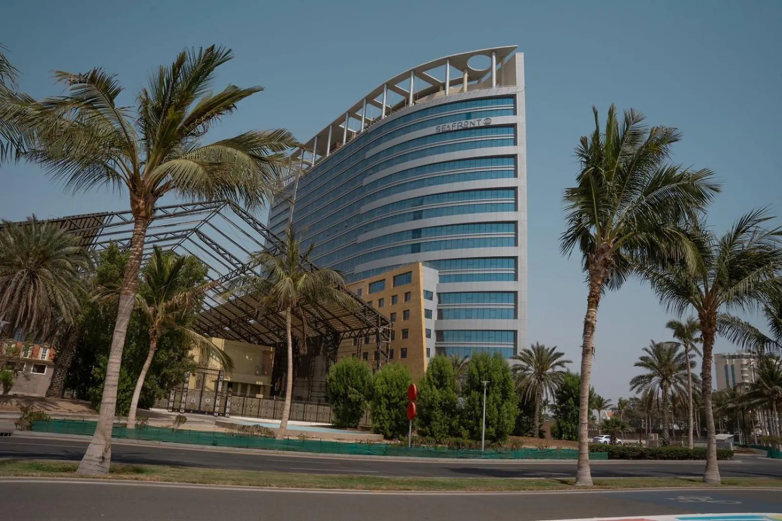 Seafront Luxury Suites Jeddah Corniche 4*,  Saudi Arabia
